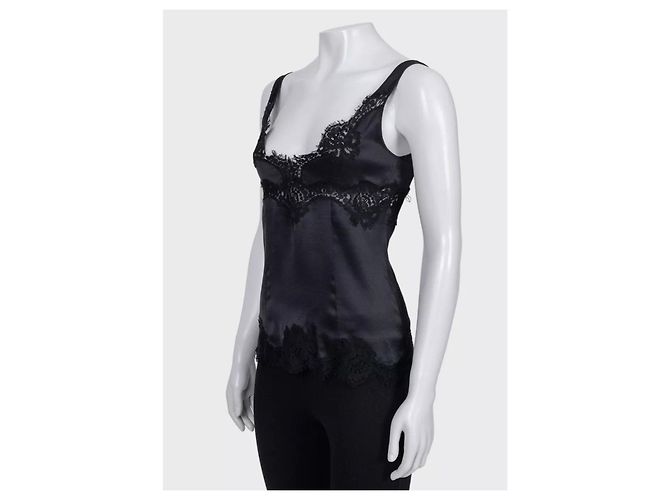 Regata ajustada Dolce & Gabbana preta com acabamento em renda IT 40 usada - vista 2