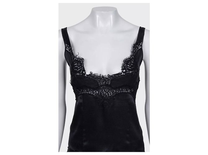 Regata ajustada Dolce & Gabbana preta com acabamento em renda IT 40 usada - vista 4