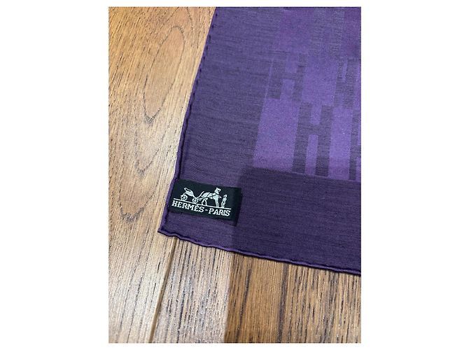 Lenço Hermès de seda e lã Roxo - vista 3