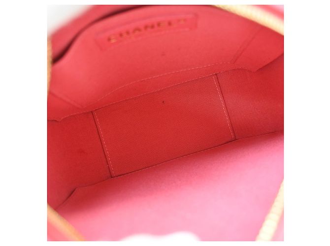 Chanel Timeless CC Octagon Camera Case Quilted Lambskin Mini Rosa - vista 3