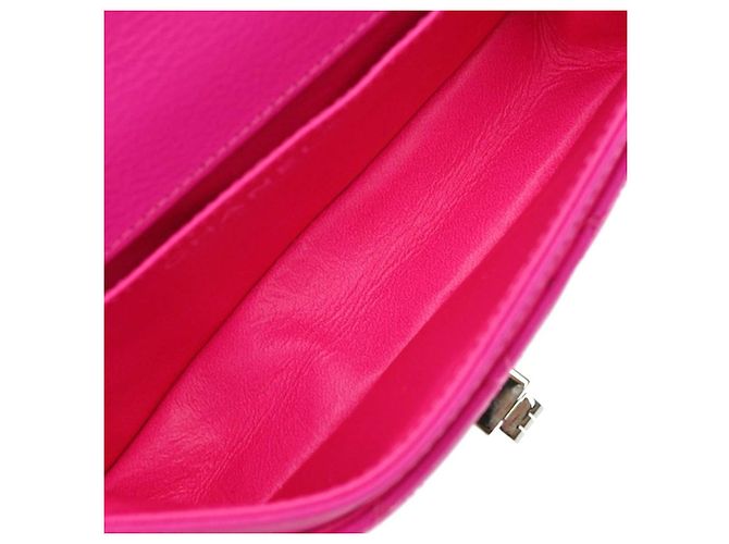 Chanel Reissue 2.55 Flap Clutch em couro de bezerro matelassé envelhecido Rosa - vista 3