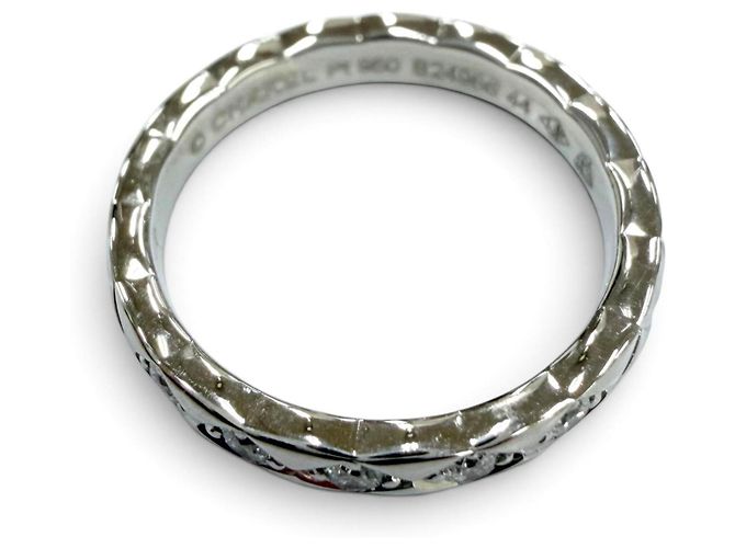 Anello Chanel J11387 Coco Crush in Platino 950 e Diamanti - vista 4