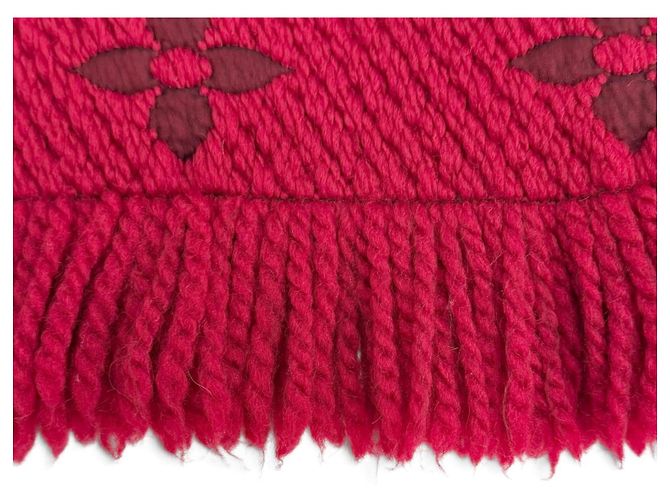 Louis Vuitton Ruby Monogram Stole Red - view 6
