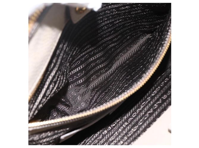PRADA Hand Bag Leather 2way Gray Gold - vista 26
