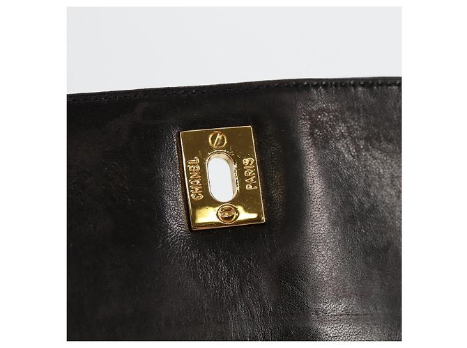 CHANEL Chain Tote Bag Patent leather Black Gold CC - vista 17