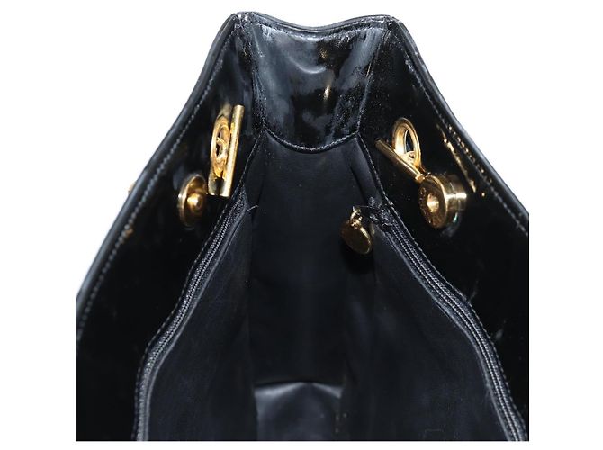 CHANEL Chain Tote Bag Patent leather Black Gold CC - vista 22