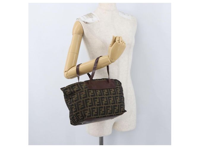 FENDI Zucca Canvas Hand Bag Brown Black - vista 21