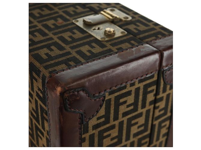 FENDI Zucca Canvas Trunk Black Brown - vista 17