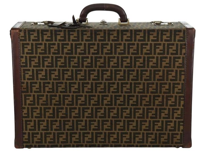 FENDI Zucca Canvas Trunk Black Brown - vista 4