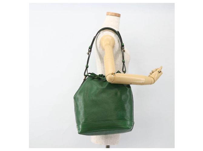 LOUIS VUITTON Epi Noe Shoulder Bag Green M44004 LV - vista 21