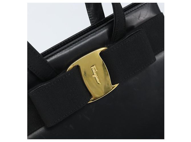 Salvatore Ferragamo Vala Hand Bag Leather Black Gold - vue 10
