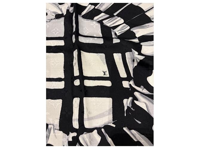 Sciarpa in seta e lana Monogram Louis Vuitton Nero Bianco - vista 10