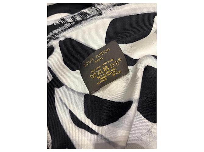 Sciarpa in seta e lana Monogram Louis Vuitton Nero Bianco - vista 4