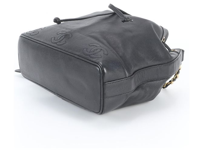 Borsa a tracolla Chanel Triple Coco in pelle caviar Nero - vista 4