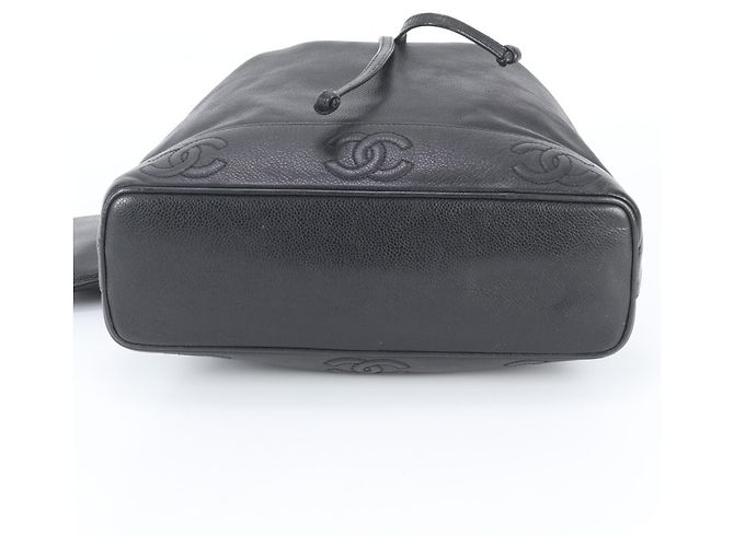 Borsa a tracolla Chanel Triple Coco in pelle caviar Nero - vista 6