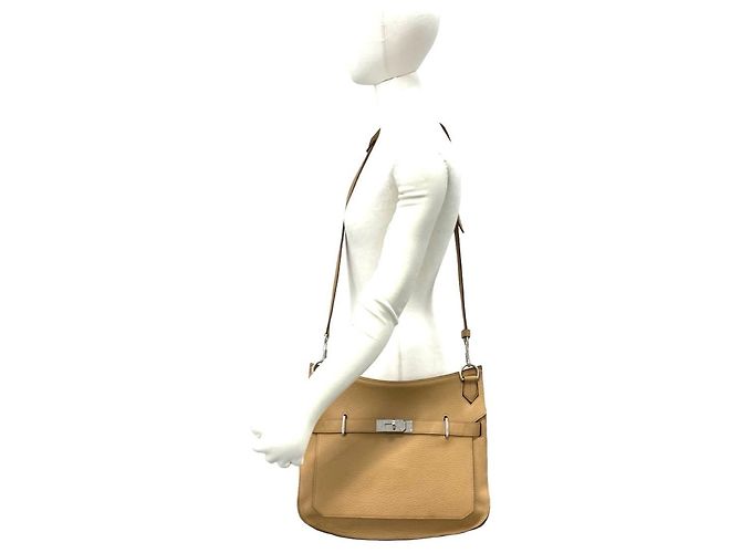 Hermès Borsa a tracolla HERMES Jypsiere 34 in Beige - vista 2