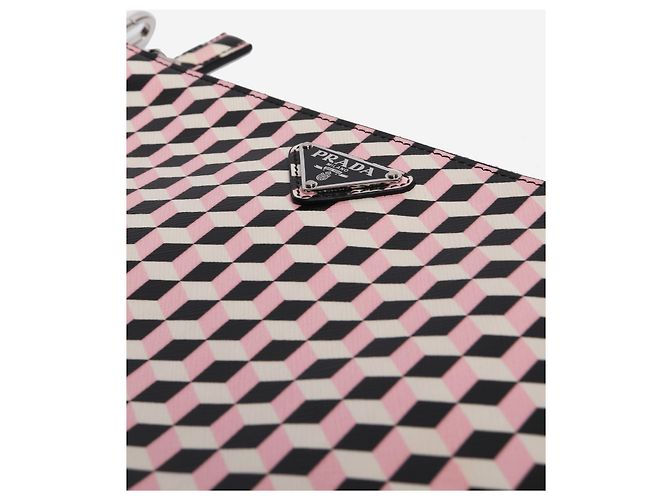 Saffiano Prada Pouch geometrica rosa - vista 3