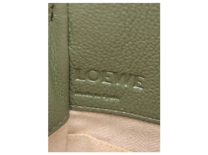 Loewe Mini borsa 2way Hammock in pelle Verde - vista 3