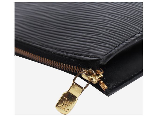 Louis Vuitton Black 1996 EPI leather key pouch - view 5