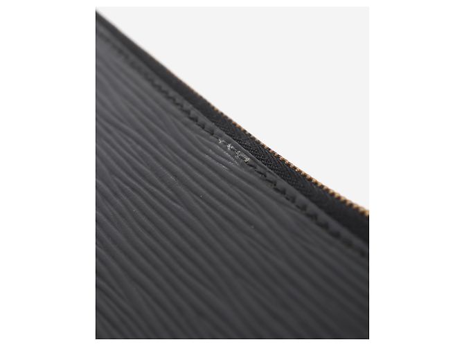 Louis Vuitton Black 1996 EPI leather key pouch - view 7