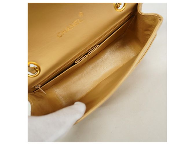Timeless Borsa a tracolla Chanel Matelassé Beige - vista 4