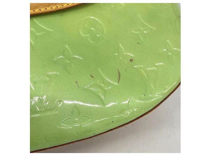 Borsa a tracolla Louis Vuitton Vernis Biscayne Bay GM Verde - vista 8