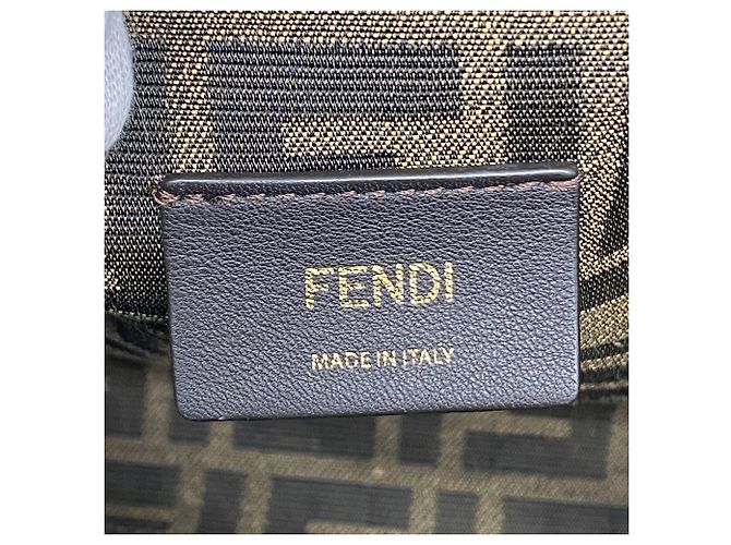 Borsa a spalla Fendi First in pelle - Black Nero - vista 5