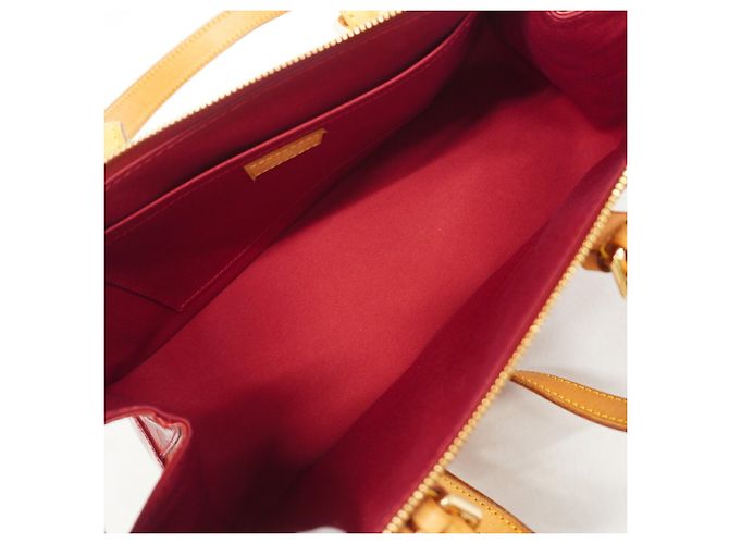 Borsa Louis Vuitton Vernis Rosewood Avenue Rosso - vista 4