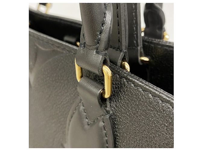 Borsa Tote Louis Vuitton Monogram Empreinte OnTheGo MM Nero - vista 10