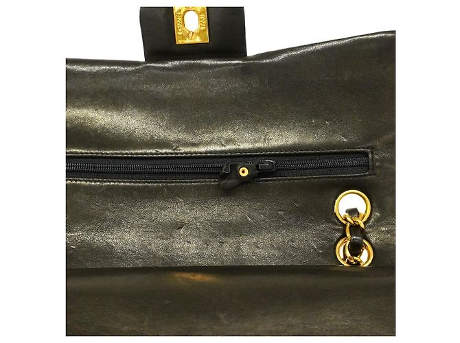 Borsa a tracolla Chanel Matelassé in pelle d'agnello nera Nero - vista 9