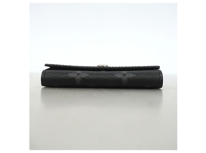 Louis Vuitton Keycase in Black - view 3