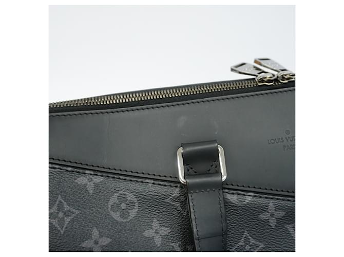 Borsa Louis Vuitton Monogram Eclipse Explorer Nero - vista 10