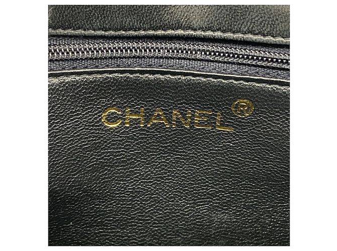 Borsa a tracolla Chanel in pelle d'agnello nera Nero - vista 5