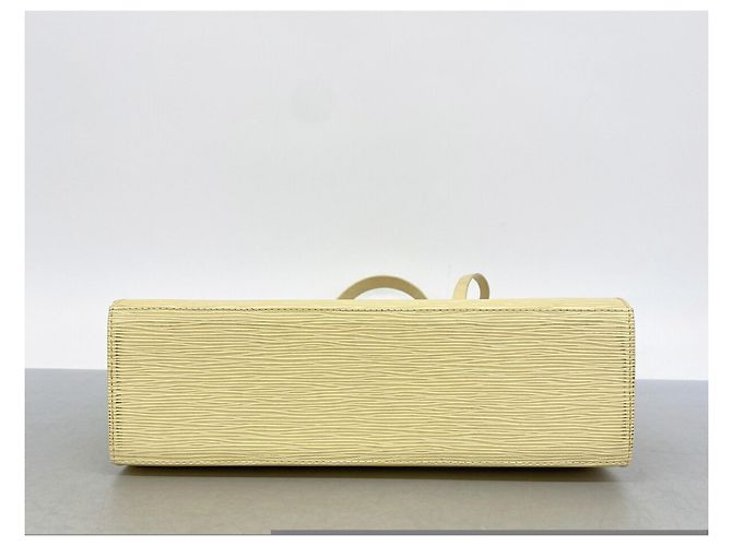 Borsa Tote Louis Vuitton Epi Croisette PM Giallo - vista 3