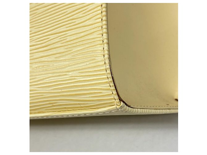 Borsa Tote Louis Vuitton Epi Croisette PM Giallo - vista 7