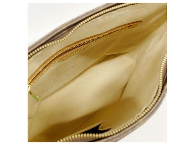 Borsa a tracolla Louis Vuitton Monogram Looping GM Marrone - vista 4