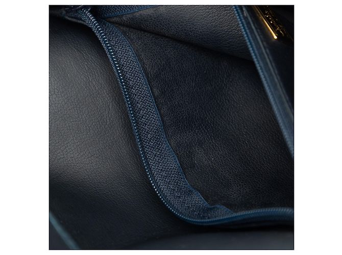 Bolsa tiracolo Dior em pele de vitelo granulada azul Azul marinho - vista 5