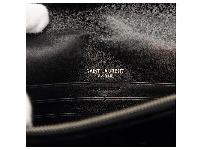 Portafoglio a catena Kate Saint Laurent in velluto nero con monogramma in cristalli e nappina - vista 5