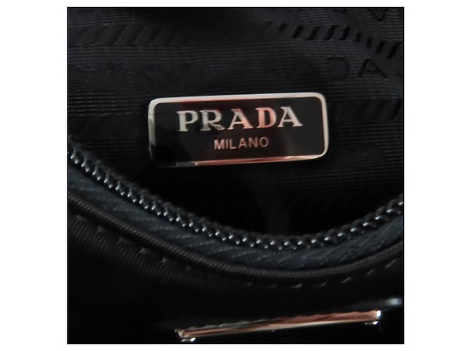 Borsa a tracolla Prada Mini Re Nylon Re Edition 2000 Nera Nero - vista 5