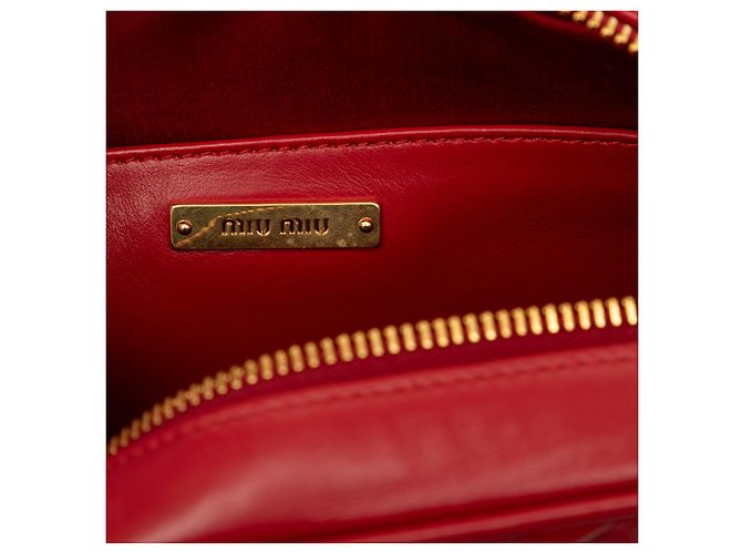 Borsa camera Miu Miu in nappa matelassé rossa con catena Rosso - vista 5