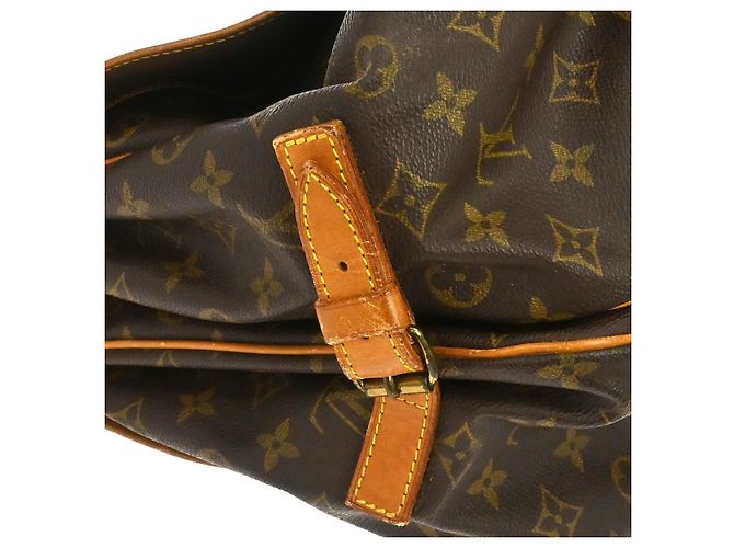 Louis Vuitton Saumur Monogram 35 Marrone - vista 7