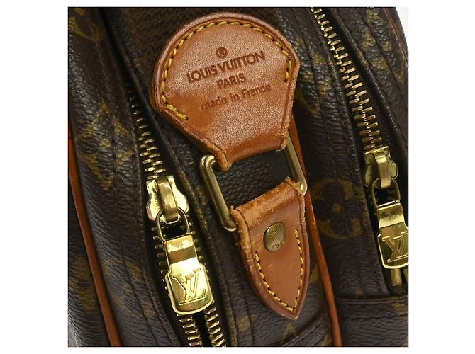 Louis Vuitton Reporter Monogram PM Marrone - vista 4