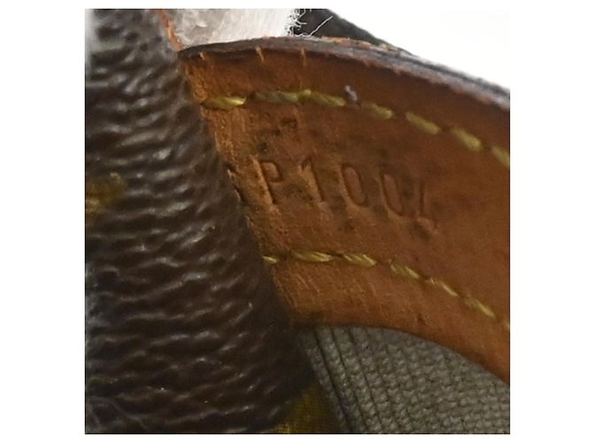 Louis Vuitton Reporter Monogram PM Marrone - vista 5