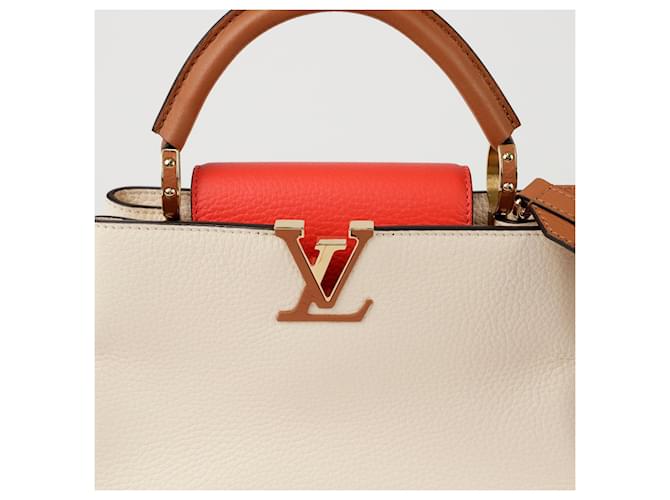 Louis Vuitton Borsa a Tracolla Capucines Bb Tote Marrone - vista 2