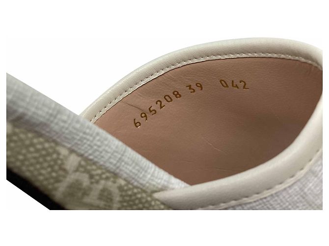 Mules con platform Malaga Gucci GG Supreme Monogram in tela bianca Bianco - vista 9