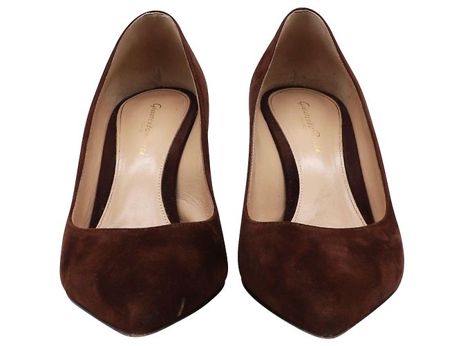 Décolleté Gianvito Rossi 70 in camoscio marrone - vista 8