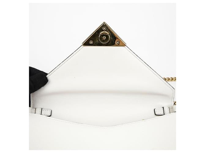 Saffiano Prada Borsa a tracolla con catena e logo triangolo Bianco - vista 7