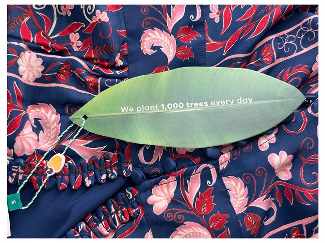 Vestido estampado vermelho de viscose Farm Rio - vista 6