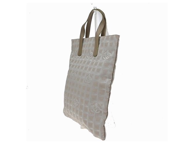 Borsa Tote Chanel Travel Line Nylon Medium Beige - vista 4
