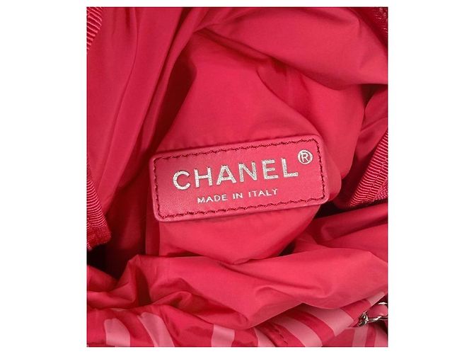 Chanel Zaino Coconehju in nylon rosso - vista 10
